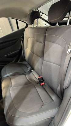 CHEVROLET-ONIX-2013