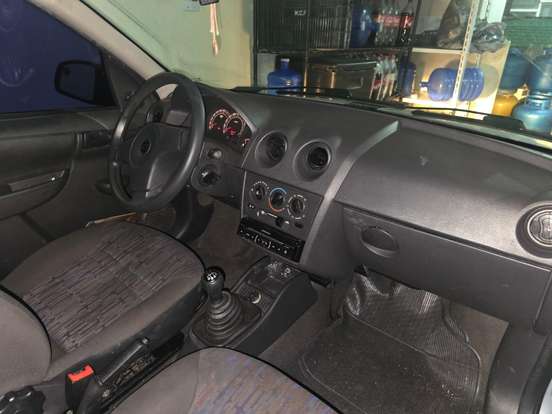 CHEVROLET-CELTA-2010