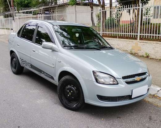 CHEVROLET-CLASSIC-2011