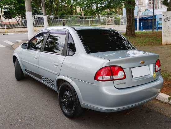 CHEVROLET-CLASSIC-2011