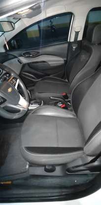 CHEVROLET-ONIX-2019