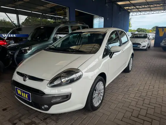 FIAT PUNTO 1.6 ESSENCE 16V FLEX 4P AUTOMATIZADO