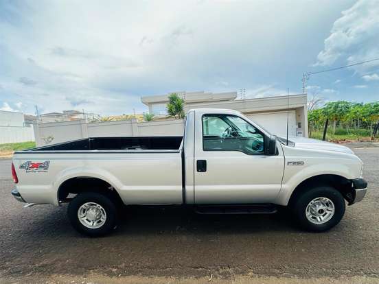 FORD-F-250-3.9 XLT MAX POWER 4X4 CS DIESEL 2P MANUAL FORD-F-250-2006