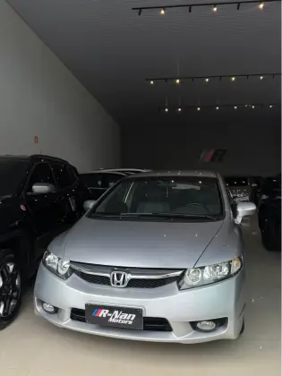 HONDA CIVIC 1.8 LXS 16V FLEX 4P AUTOMÁTICO