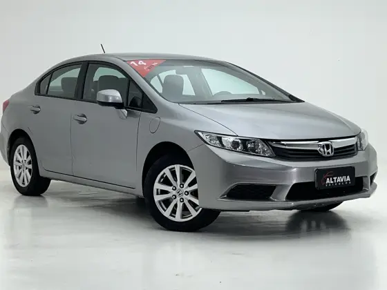 HONDA CIVIC 1.8 LXS 16V FLEX 4P AUTOMÁTICO HONDA CIVIC 1.8 LXS 16V FLEX 4P AUTOMÁTICO