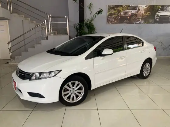 HONDA CIVIC 1.8 LXS 16V FLEX 4P AUTOMÁTICO