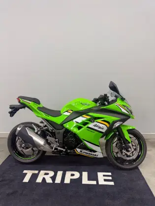KAWASAKI NINJA 300 