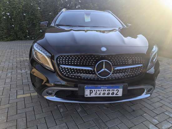 MERCEDES-BENZ-GLA 200-2016