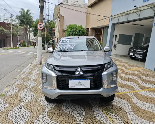 MITSUBISHI L200 TRITON 2.4 16V TURBO DIESEL SPORT HPE CD 4P 4X4 AUTOMÁTICO