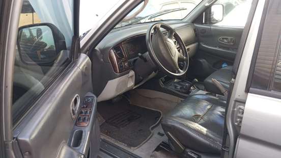 MITSUBISHI-PAJERO-2001