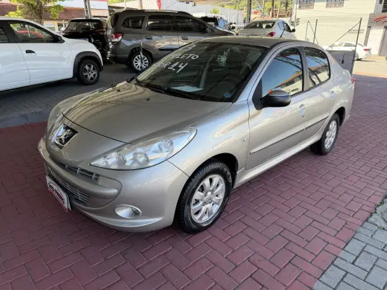 PEUGEOT 207 1.4 XR PASSION SPORT 8V FLEX 4P MANUAL PEUGEOT 207 1.4 XR PASSION SPORT 8V FLEX 4P MANUAL