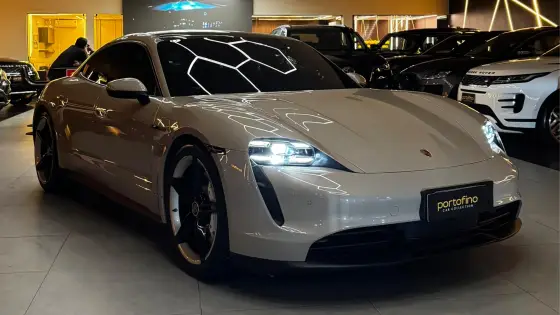 PORSCHE TAYCAN ELÉTRICO