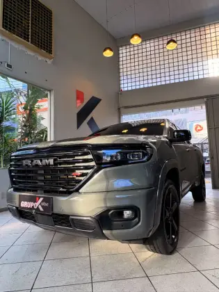 RAM RAMPAGE 2.0 HURRICANE 4 TURBO GASOLINA R/T 4X4 AUTOMÁTICO