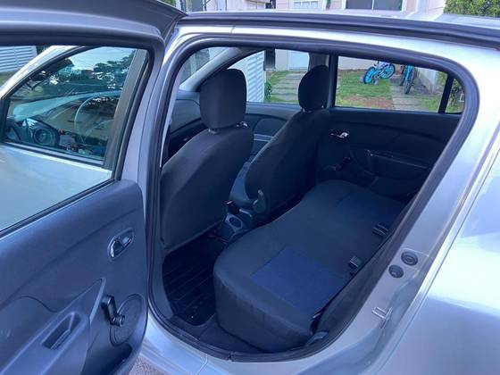 /en/city/cate-car-used-car/renault-sandero-2016-1-0-expression-16v-flex-4p-manual-48537739367351296/-6