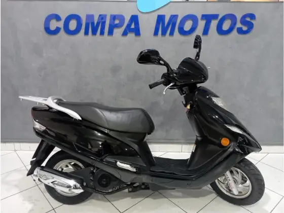 SUZUKI BURGMAN i 