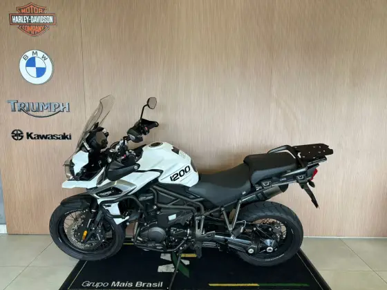 TRIUMPH TIGER 1200 XCX 