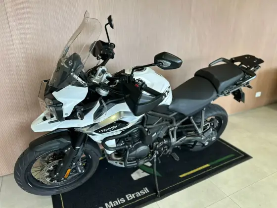 TRIUMPH TIGER 1200 XCX 