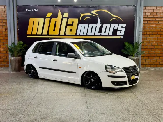 VOLKSWAGEN POLO 1.6 MI 8V FLEX 4P MANUAL VOLKSWAGEN POLO 1.6 MI 8V FLEX 4P MANUAL