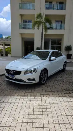 VOLVO S60 2.0 T6 R-DESIGN GASOLINA 4P AUTOMÁTICO VOLVO S60 2.0 T6 R-DESIGN GASOLINA 4P AUTOMÁTICO