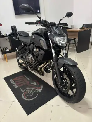 YAMAHA MT-07 ABS 