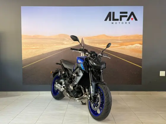 YAMAHA MT-09 
