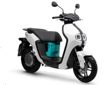 YAMAHA-NEOS CONNECTED-2025