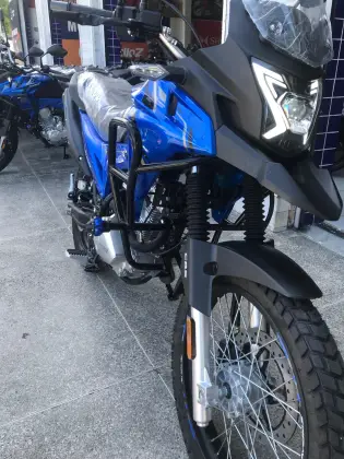 AVELLOZ AZ 160 XTREME 