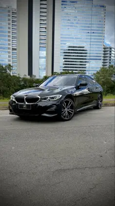 BMW 330i 2.0 16V TURBO GASOLINA M SPORT AUTOMÁTICO