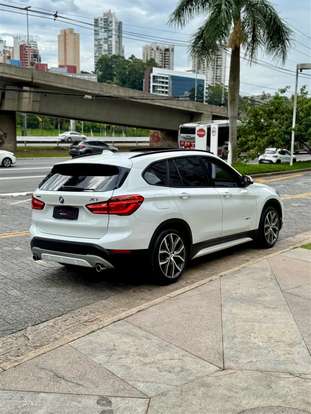 BMW-X1-2016