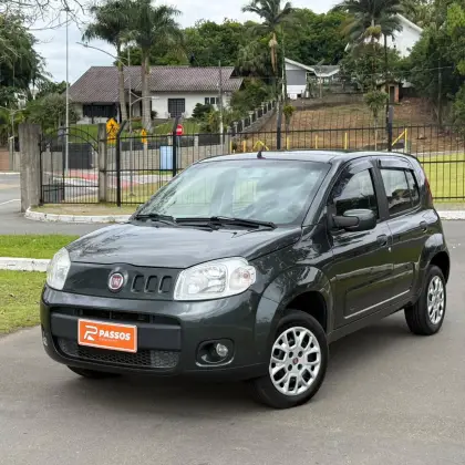 FIAT UNO 1.0 EVO VIVACE 8V FLEX 4P MANUAL