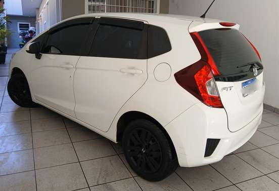 HONDA-FIT-2015