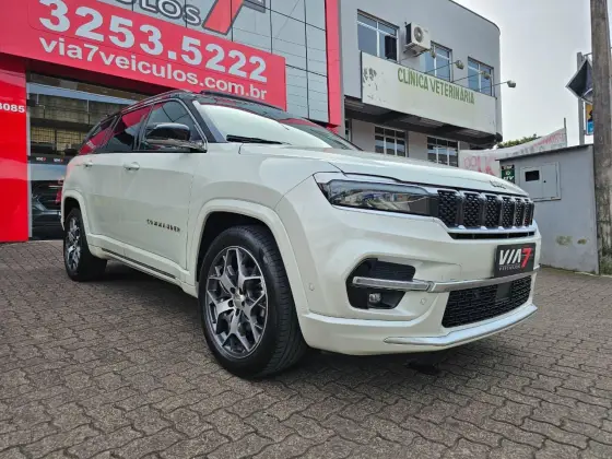 JEEP COMMANDER 1.3 T270 TURBO FLEX OVERLAND AT6 JEEP COMMANDER 1.3 T270 TURBO FLEX OVERLAND AT6