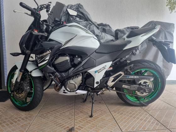 KAWASAKI Z800 ABS 