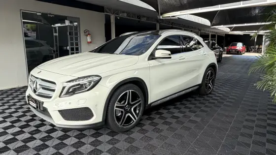 MERCEDES-BENZ GLA 250 2.0 16V TURBO GASOLINA SPORT 4P AUTOMÁTICO