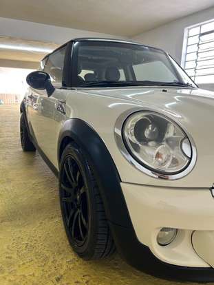 MINI-COOPER-2011