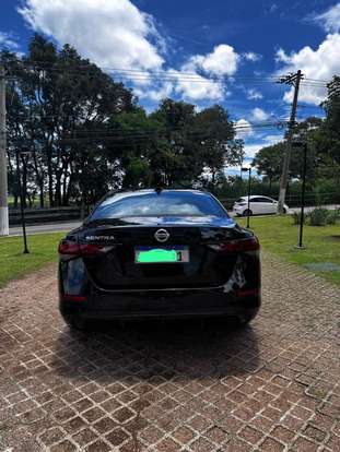NISSAN-SENTRA-2023