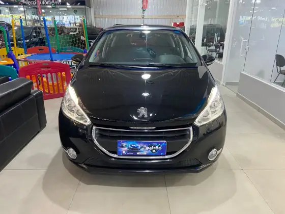 PEUGEOT 208 1.6 GRIFFE 16V FLEX 4P AUTOMÁTICO