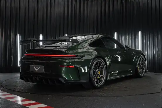 PORSCHE-911-2025