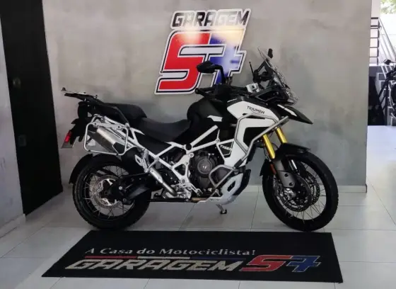 TRIUMPH TIGER 1200 RALLY EXPLORER 