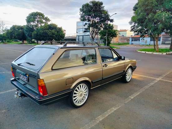 VOLKSWAGEN-PARATI-1.8 GL 8V GASOLINA 2P MANUAL VOLKSWAGEN-PARATI-1989