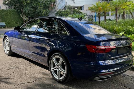 AUDI A4 2.0 TFSI GASOLINA PRESTIGE PLUS S TRONIC