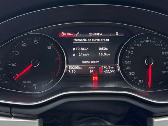 AUDI-A4-2021