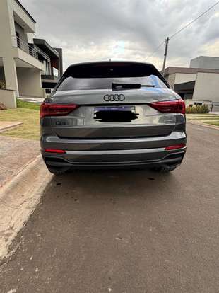 AUDI-Q3-2024