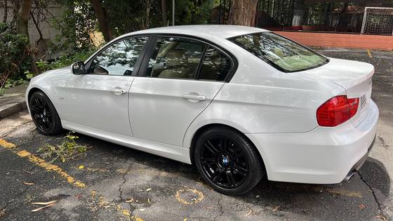 BMW 318i 2.0 SEDAN 16V GASOLINA 4P AUTOMÁTICO