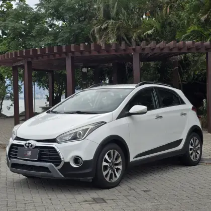 HYUNDAI HB20X 1.6 16V PREMIUM FLEX 4P AUTOMÁTICO