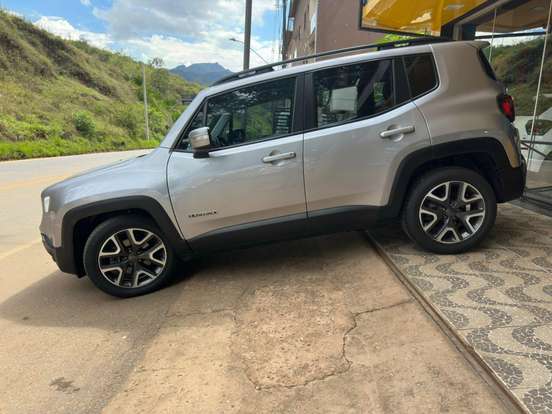 JEEP-RENEGADE-2021