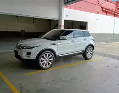 LAND ROVER RANGE ROVER EVOQUE 2.0 PRESTIGE TECH 4WD 16V GASOLINA 4P AUTOMÁTICO LAND ROVER RANGE ROVER EVOQUE 2.0 PRESTIGE TECH 4WD 16V GASOLINA 4P AUTOMÁTICO