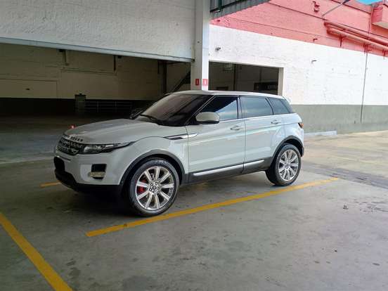 LAND ROVER-RANGE ROVER EVOQUE-2.0 PRESTIGE TECH 4WD 16V GASOLINA 4P AUTOMÁTICO LAND ROVER-RANGE ROVER EVOQUE-2013