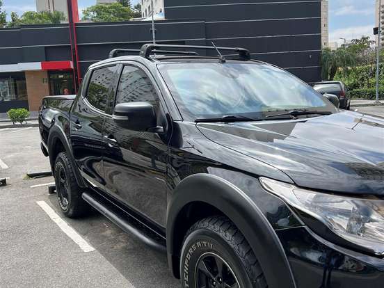 MITSUBISHI-L200 TRITON-2.4 16V TURBO DIESEL SPORT HPE TOP CD 4P 4X4 AUTOMÁTICO MITSUBISHI-L200 TRITON-2017