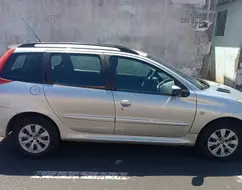 PEUGEOT 207 1.4 XR SW 8V FLEX 4P MANUAL PEUGEOT 207 1.4 XR SW 8V FLEX 4P MANUAL